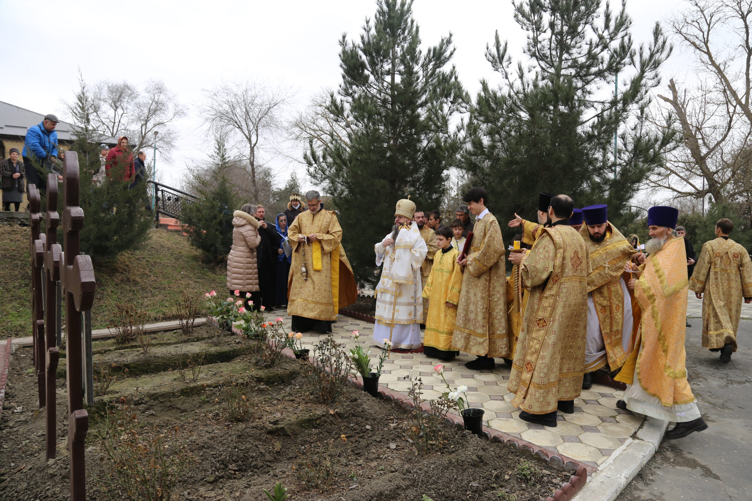 В шестую годовщину трагедии в Свято-Георгиевском соборе г. Кизляра молитвенно почтили память жертв нападения на храм